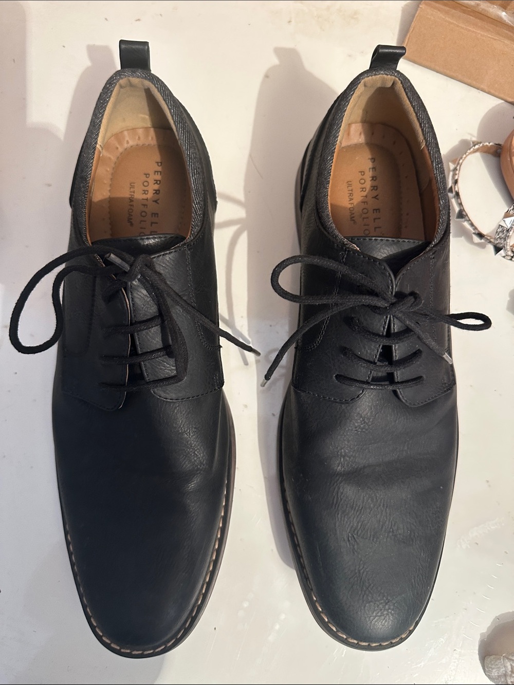 Perry Ellis Black Leather Lace-Up Oxfords